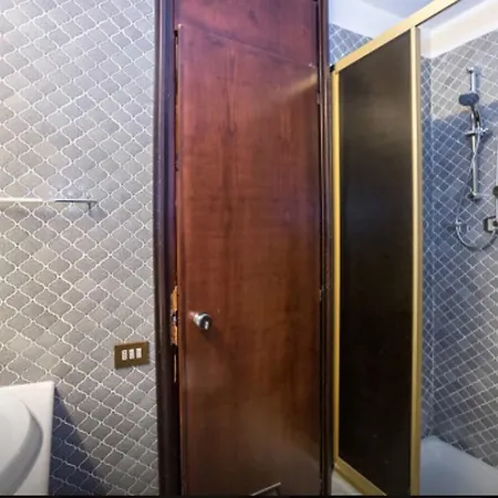 Monolocale Barral Apartman Pila